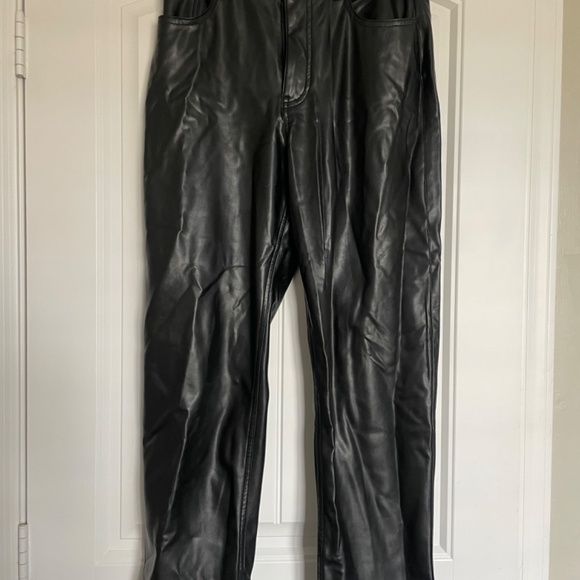 Vegan Leather 90s Straight Pant - Picture 5 of 6